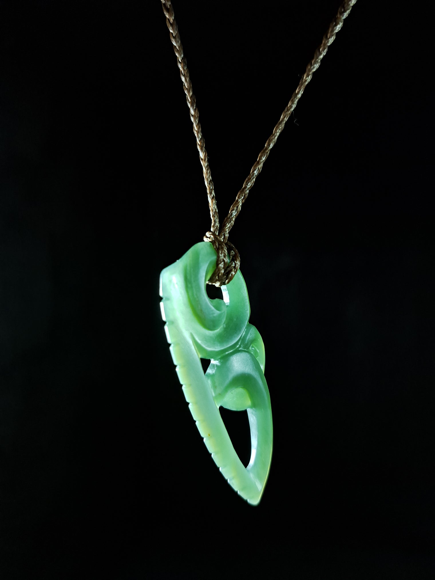 Notched Manaia - Inanga Pounamu