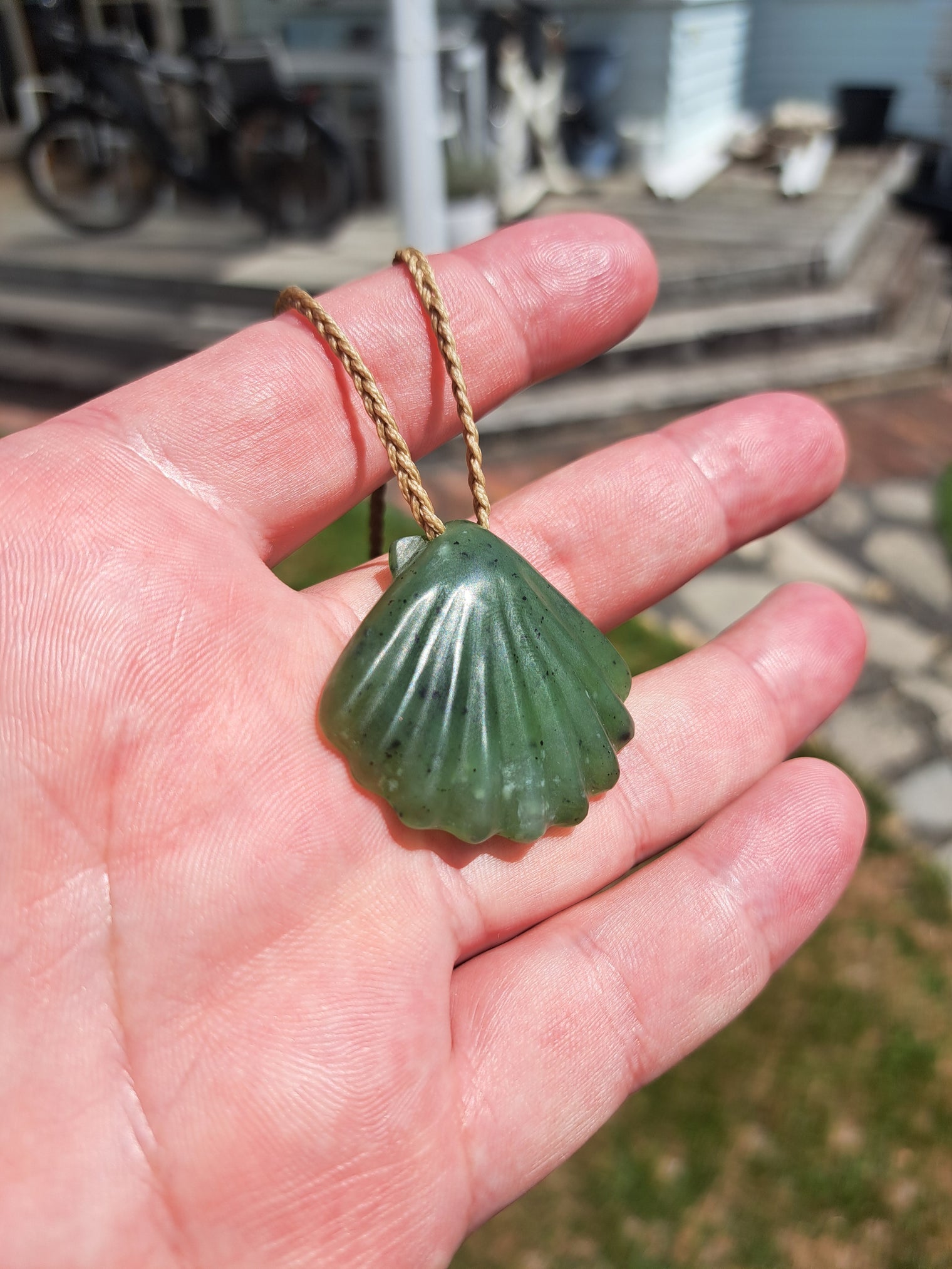 Scallop Shell - Pounamu