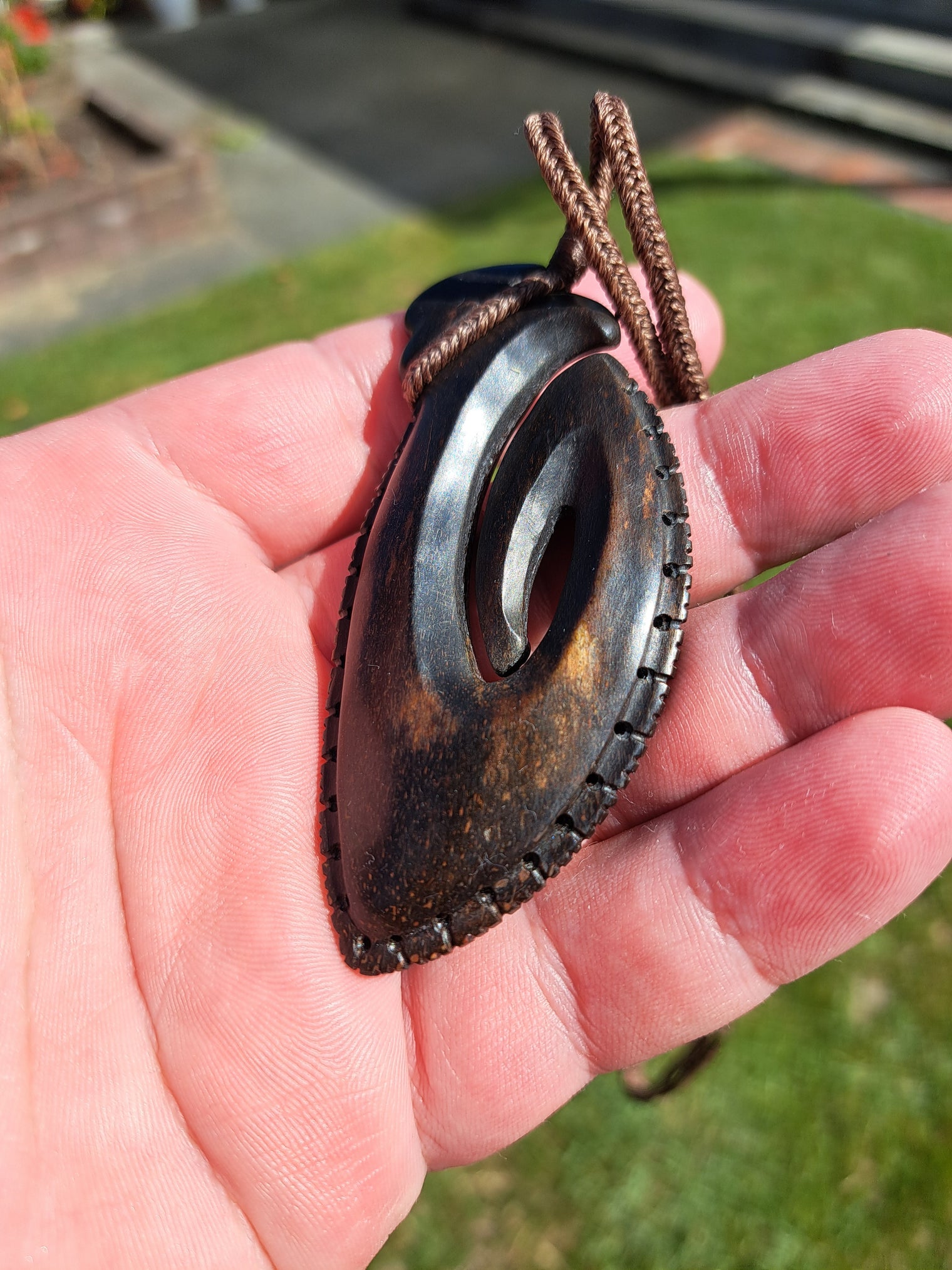 Hei Matau - Dinosaur Bone Fishhook (Brontosaurus)