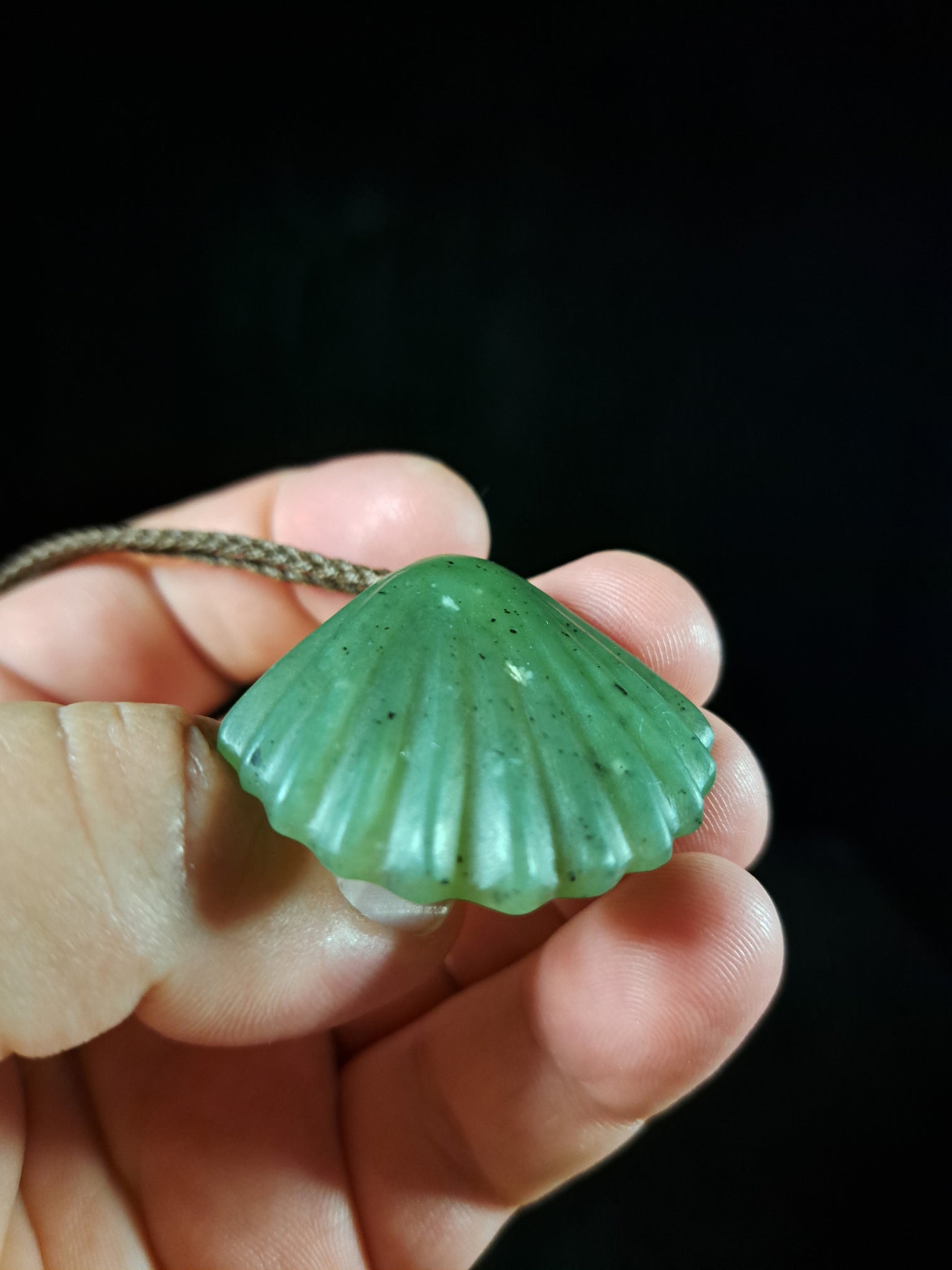 Scallop Shell - Pounamu