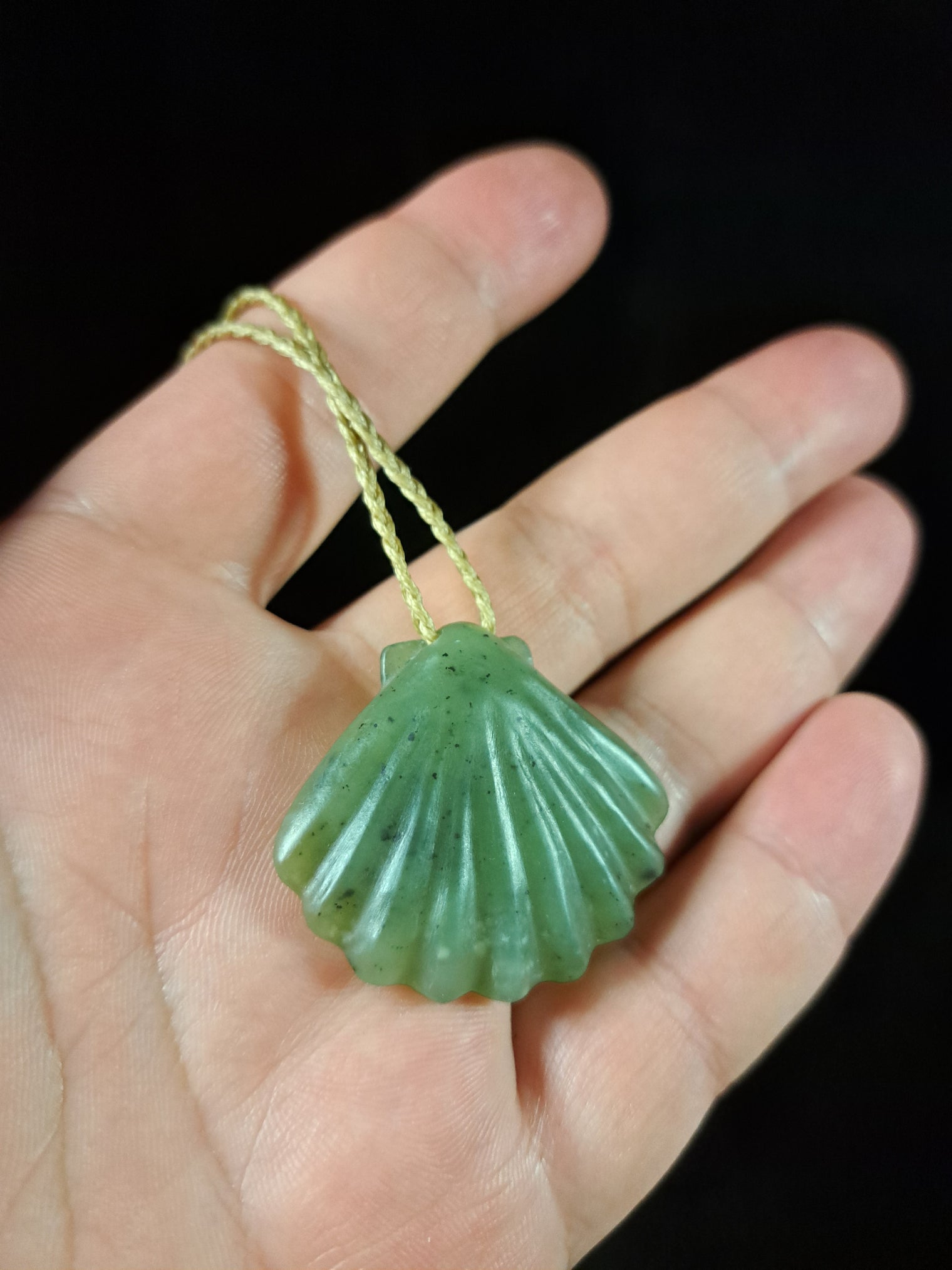 Scallop Shell - Pounamu