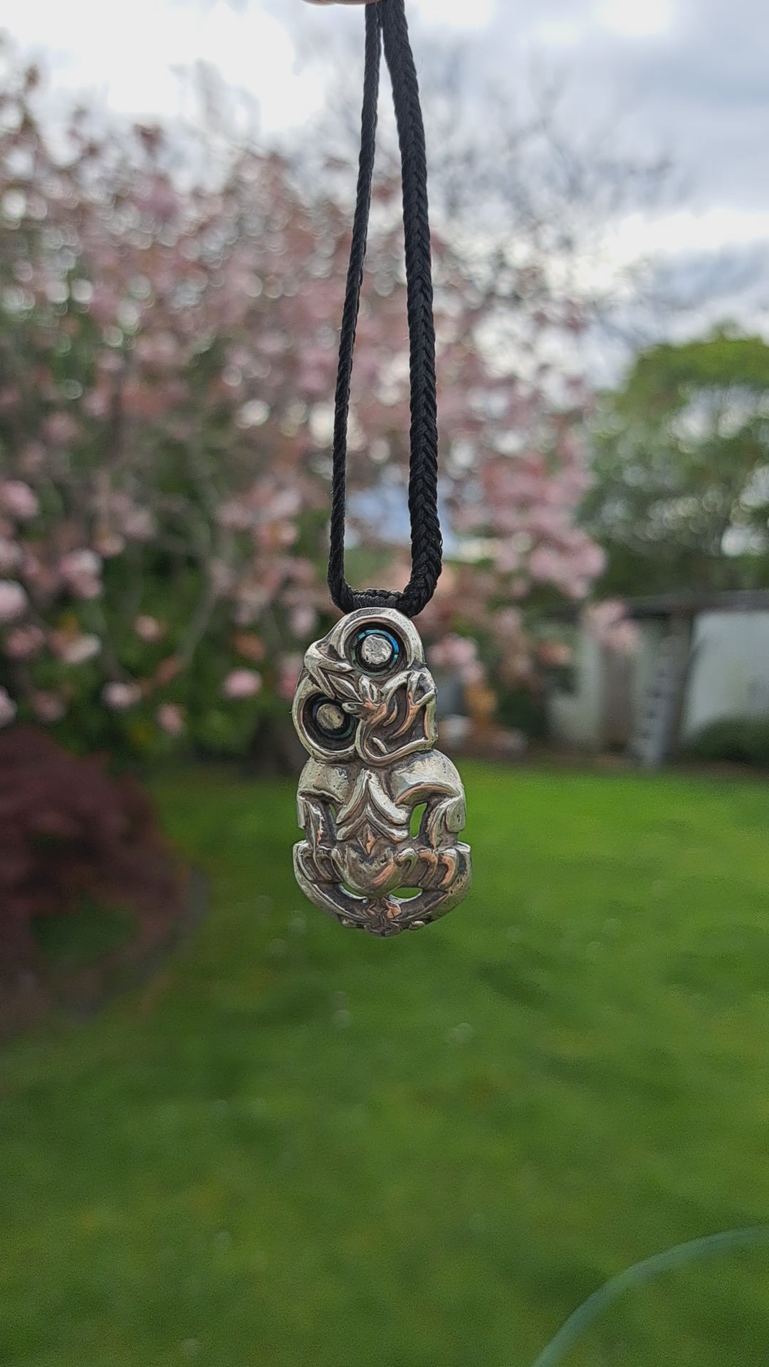 Silver Hei Tiki (Groove-Type)