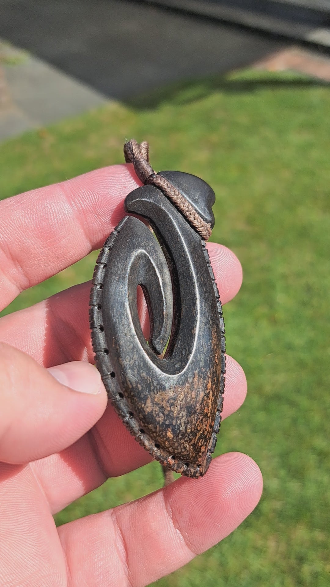 Hei Matau - Dinosaur Bone Fishhook (Brontosaurus)