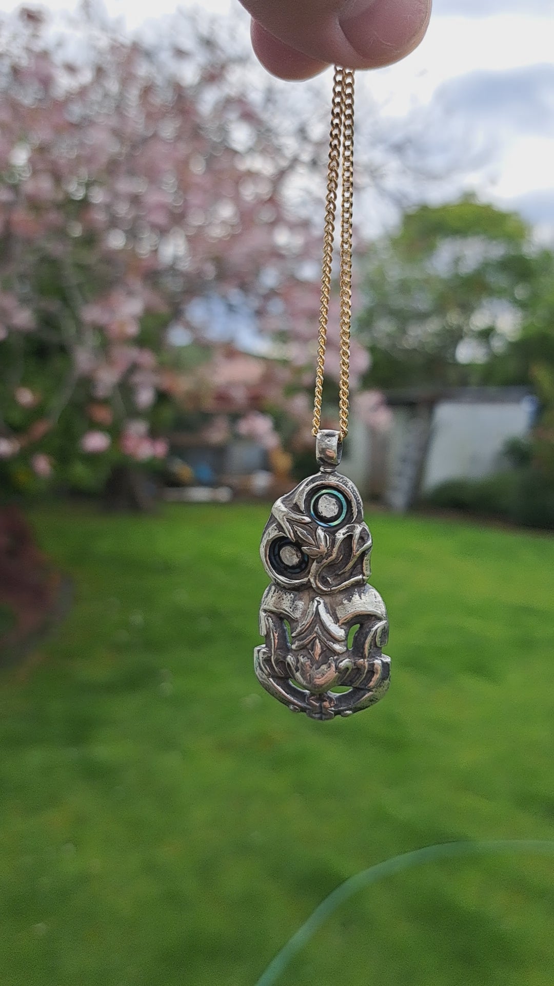 Silver Hei Tiki (Groove-Type)