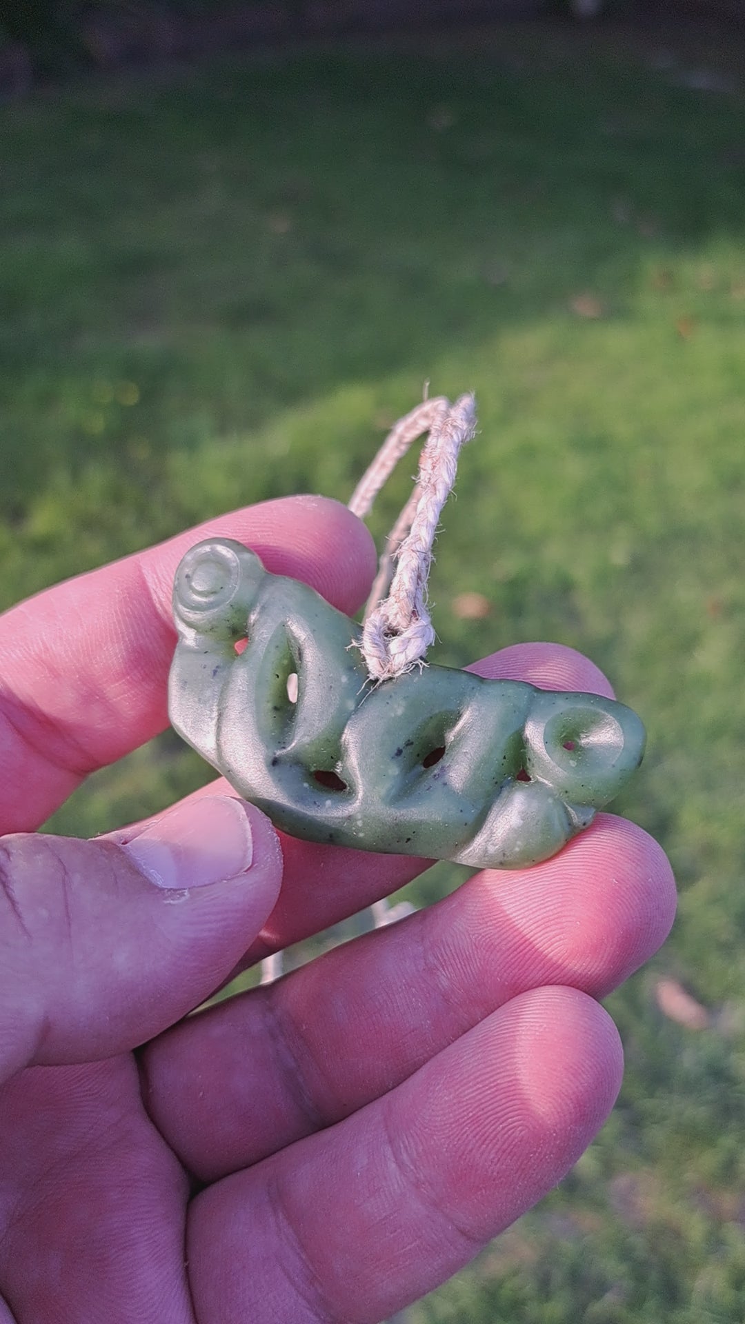 Pekapeka - Customary Replica