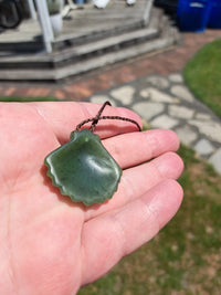 Scallop Shell - Pounamu