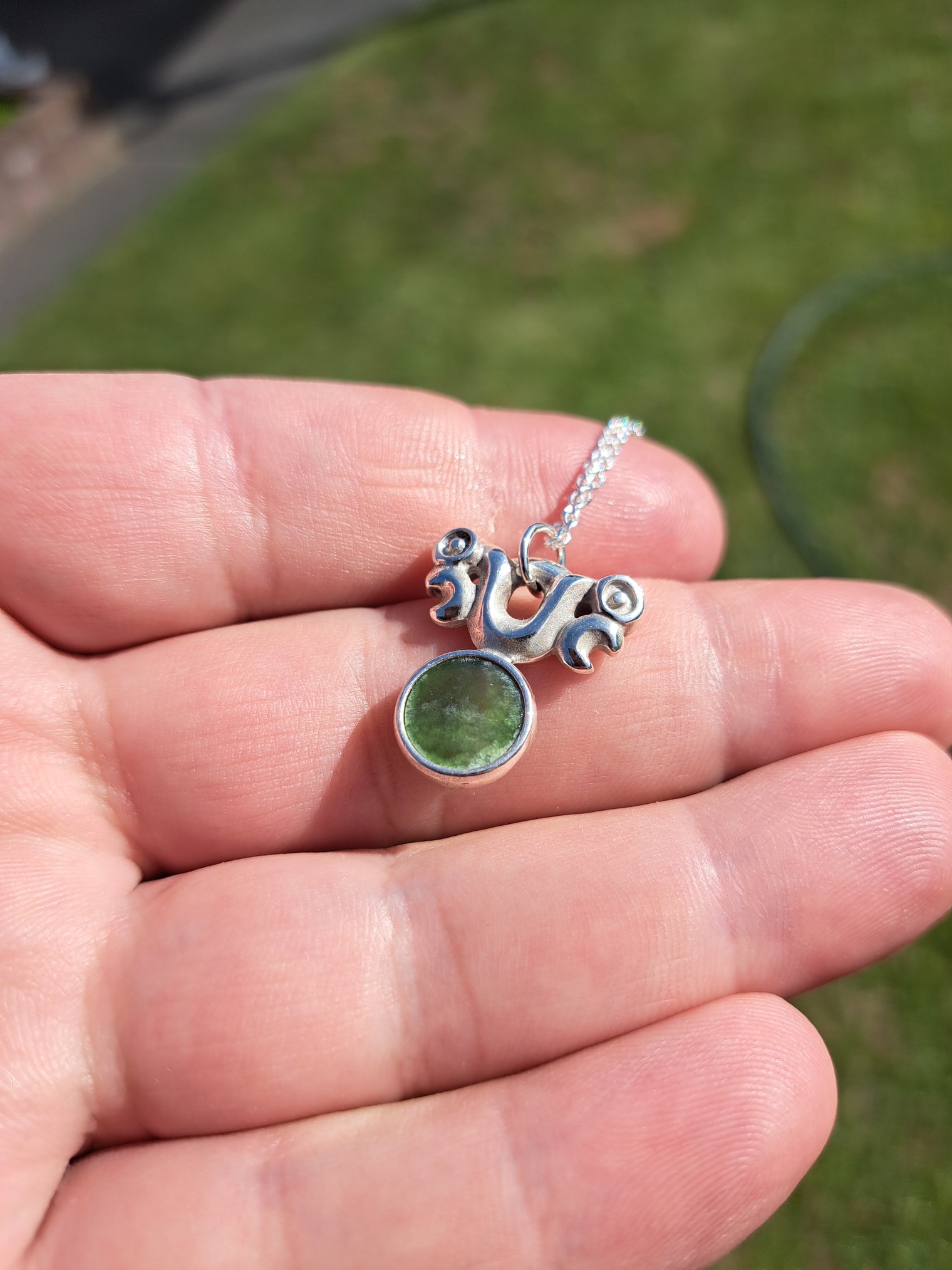 Silver Pekapeka - Pounamu Disc