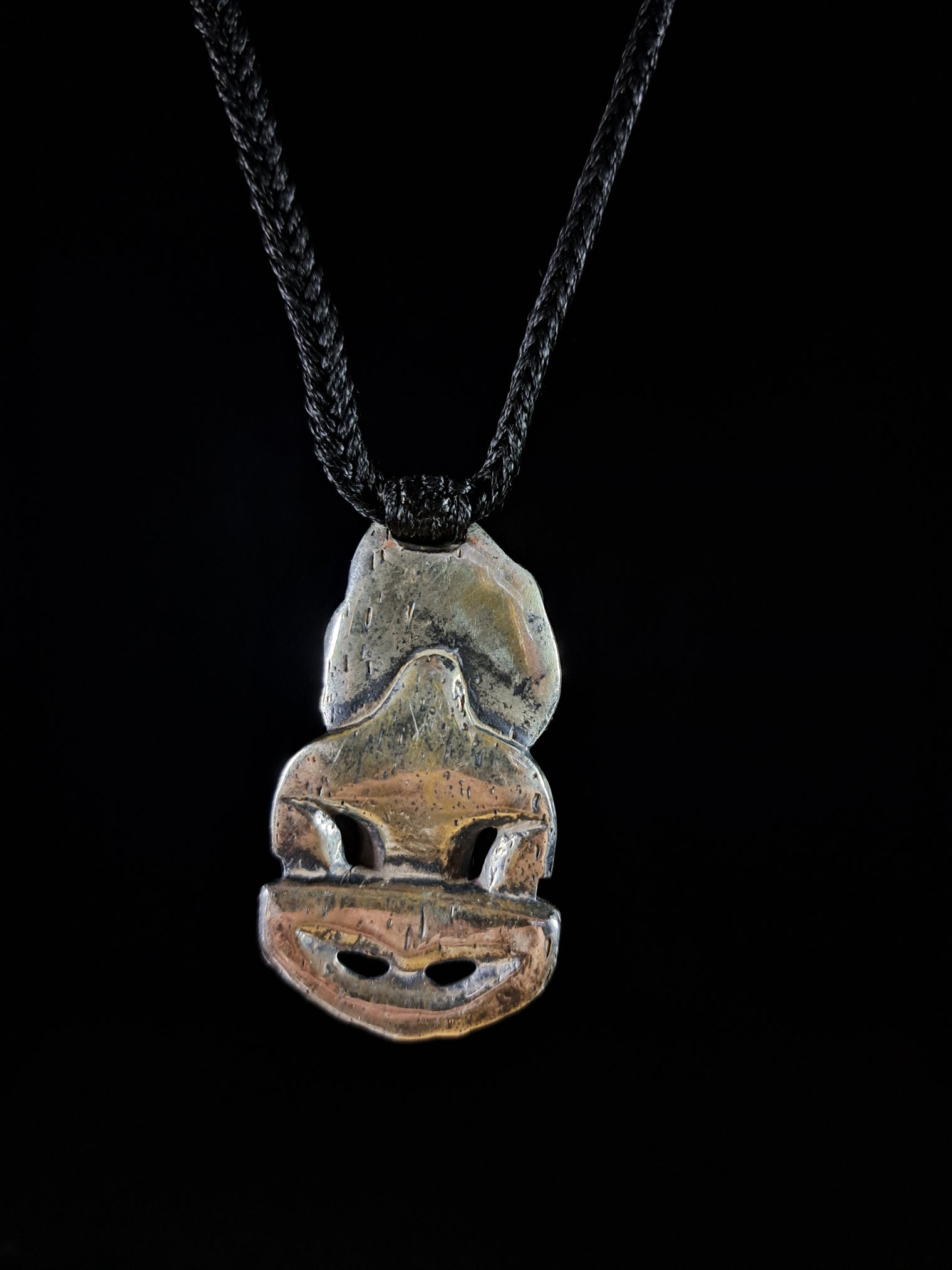 Silver Hei Tiki (Groove-Type)