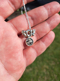 Silver Pekapeka - Dinosaur Bone Disc