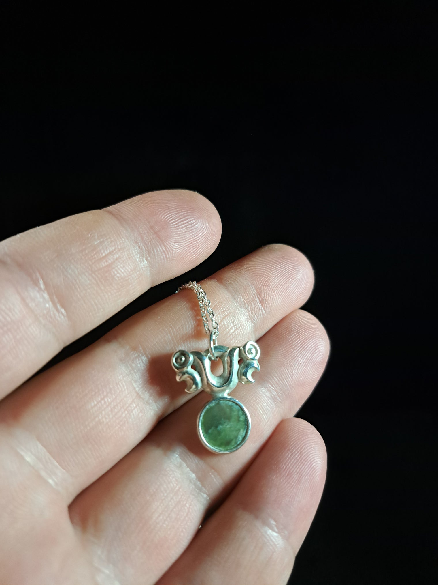 Silver Pekapeka - Pounamu Disc