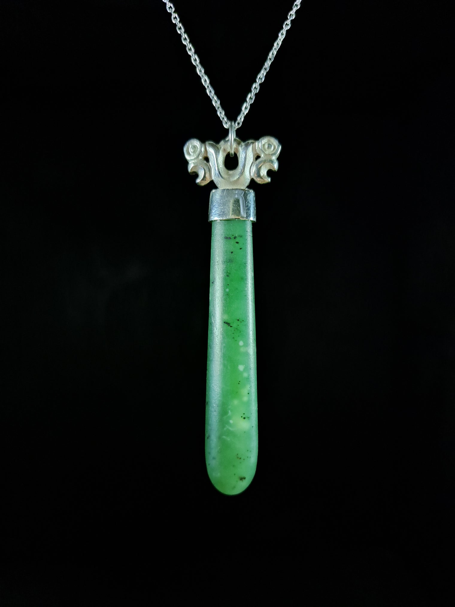 Silver Pekapeka - Pounamu Roimata