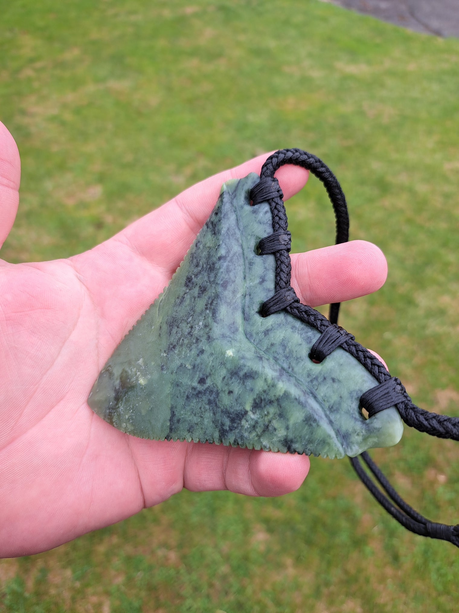 Megalodon Tooth - XL Pounamu